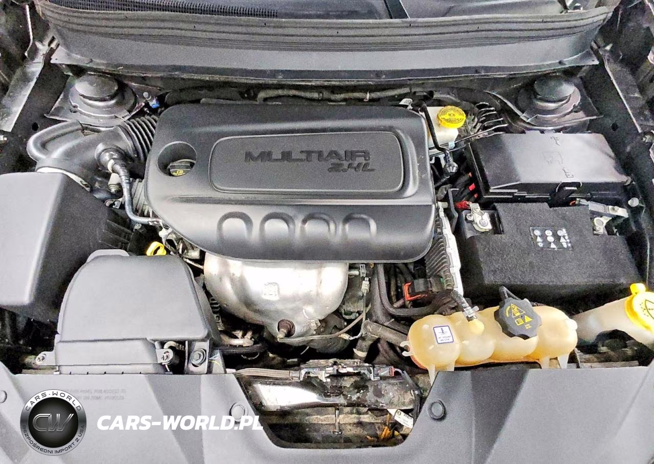 2019 Jeep Cherokee Latitude Plus VIN:1C4PJMLB0KD311763 - 12