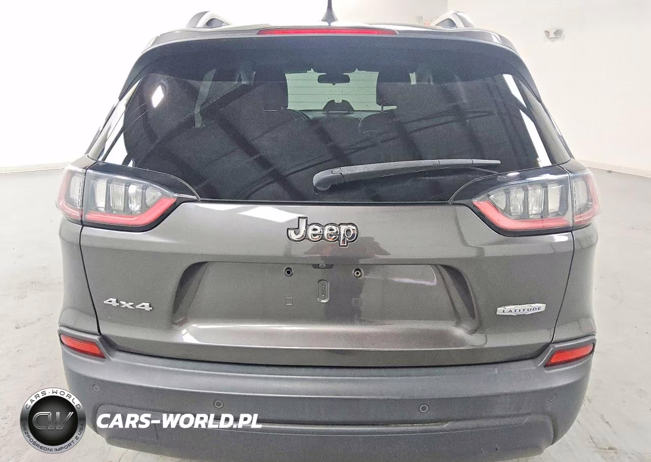 2019 Jeep Cherokee Latitude Plus VIN:1C4PJMLB0KD311763 - 6