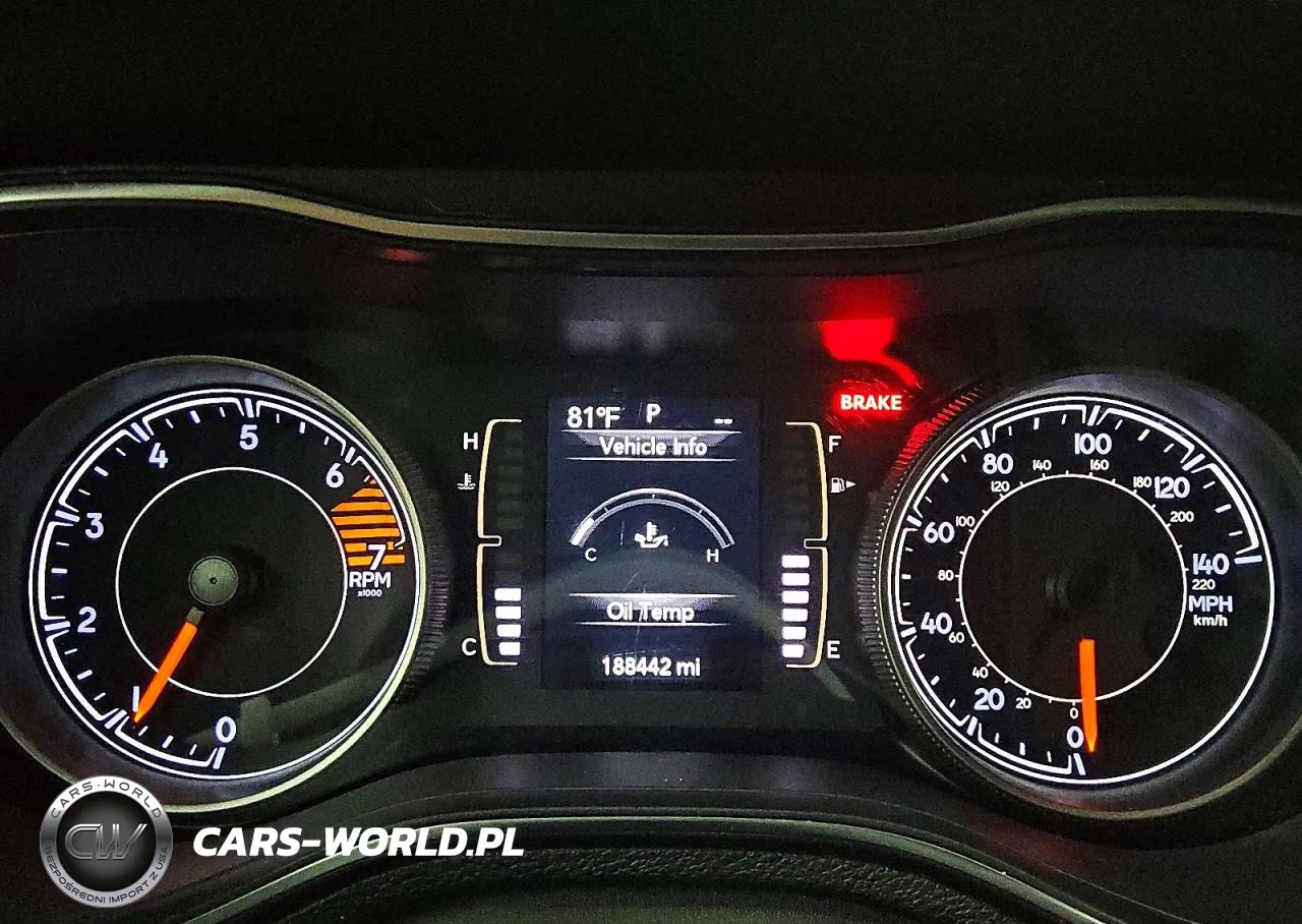 2019 Jeep Cherokee Latitude Plus VIN:1C4PJMLB0KD311763 - 9