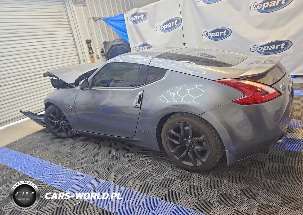 2020 Nissan 370Z Base VIN:JN1AZ4EH2LM823061 - 2