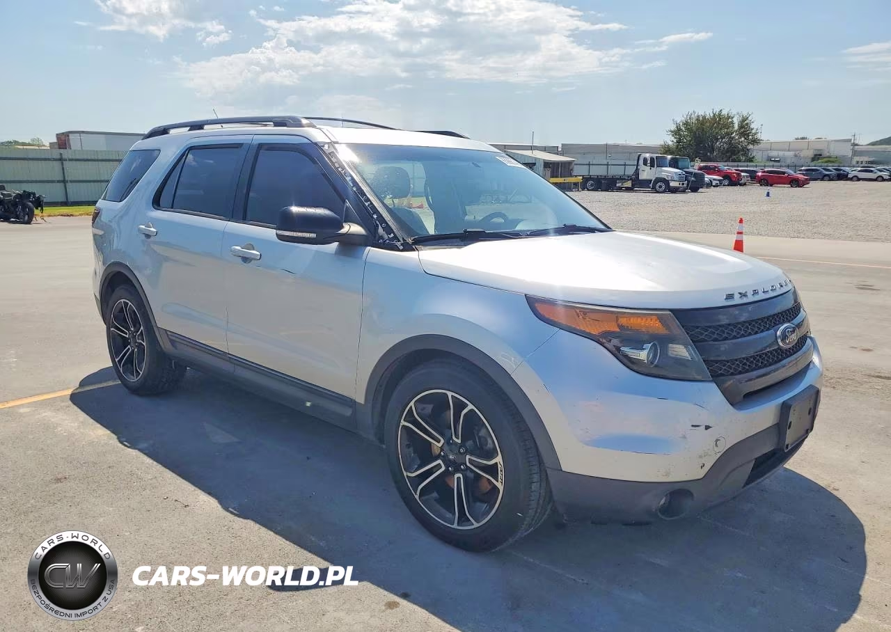 2015 Ford Explorer Sport VIN:1FM5K8GT4FGC48536 - 4