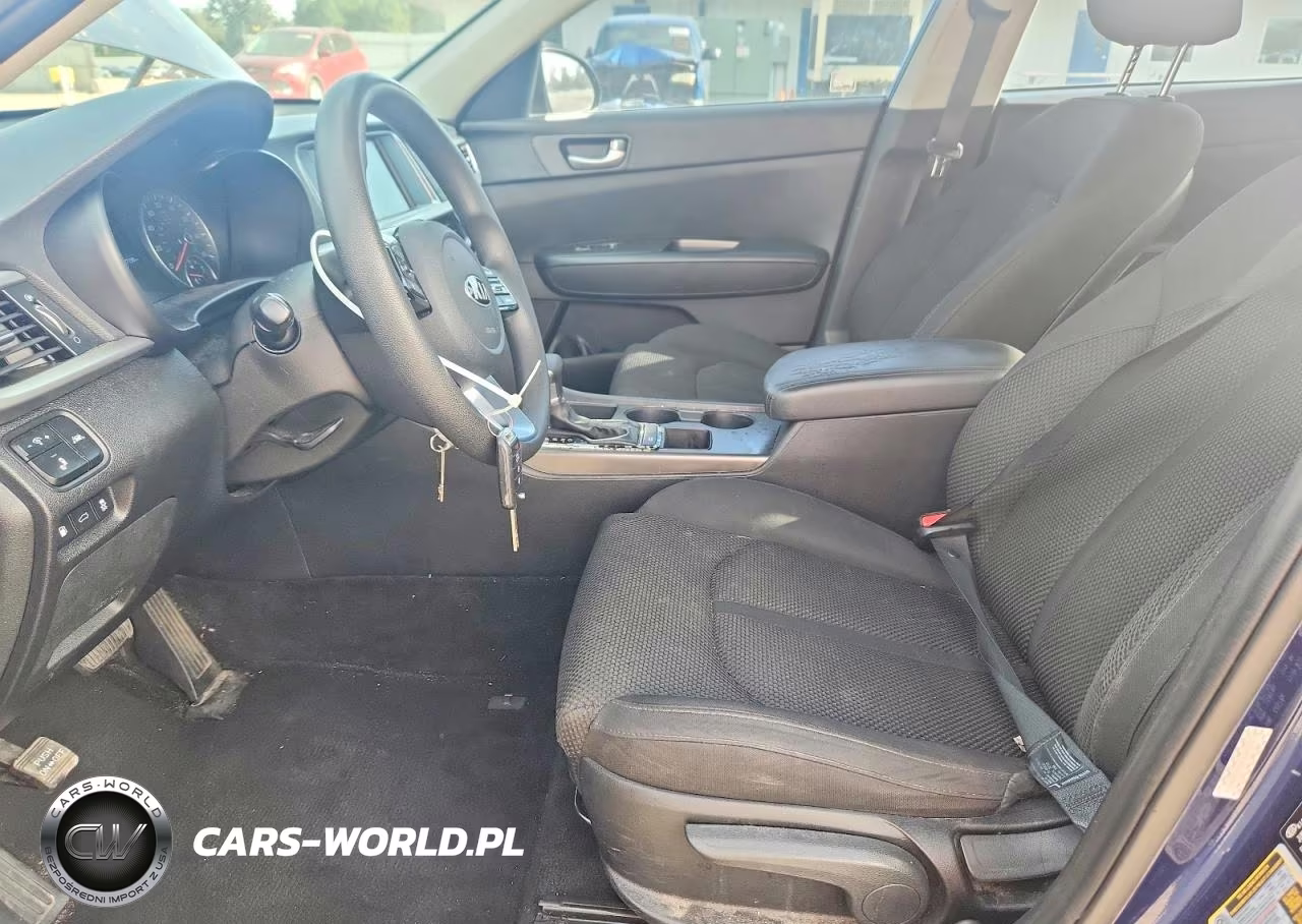 2020 Kia Optima 4D Ex VIN:5XXGT4L3XLG385735 - 7