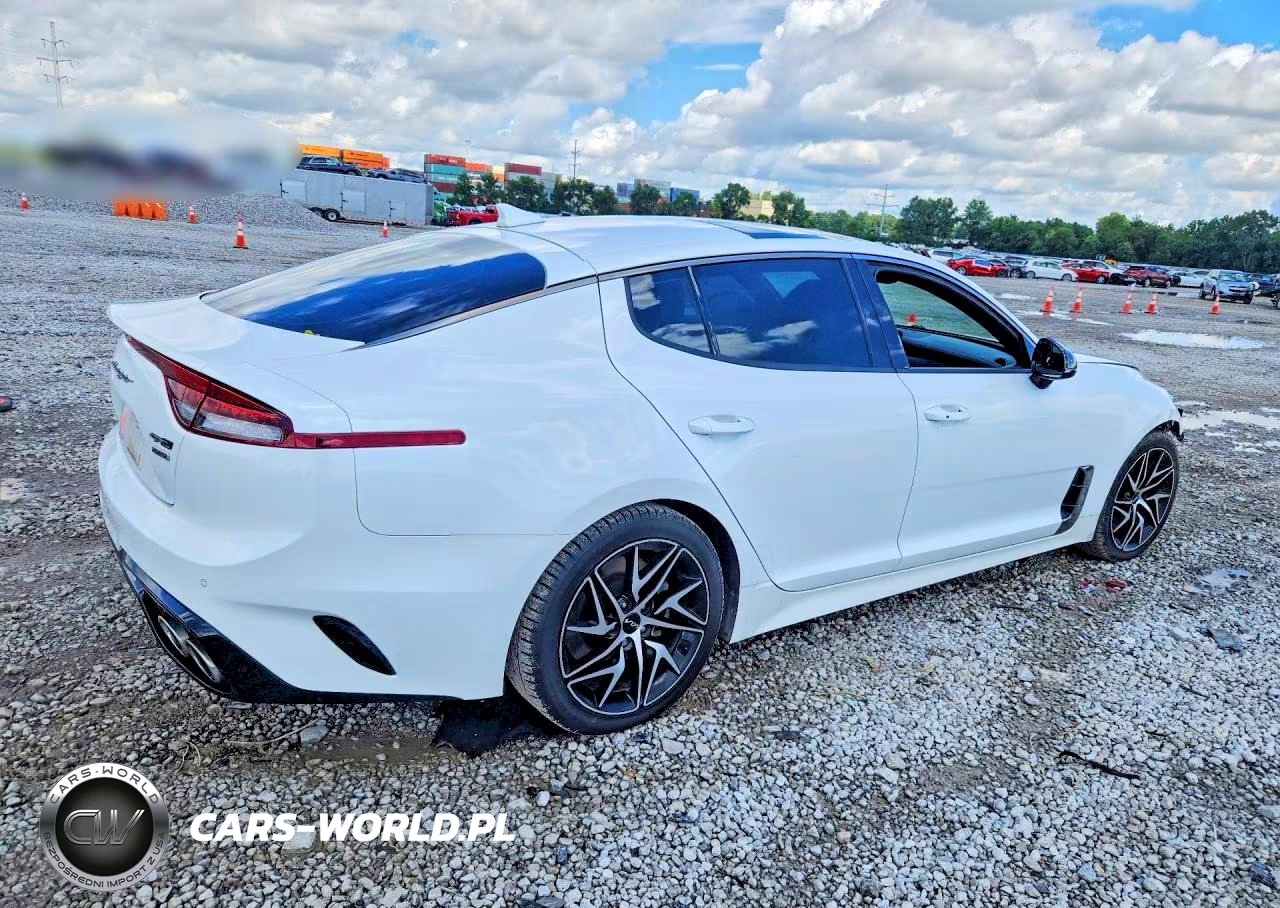 2022 Kia Stinger Gt Line VIN:KNAE35LD7N6110182 - 3