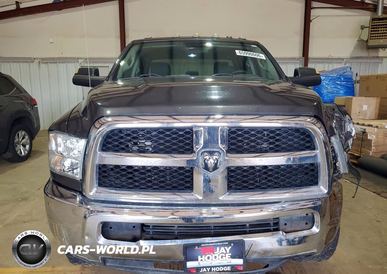 2018 Ram 2500 St VIN:3C6UR5CJ0JG300957 - 5