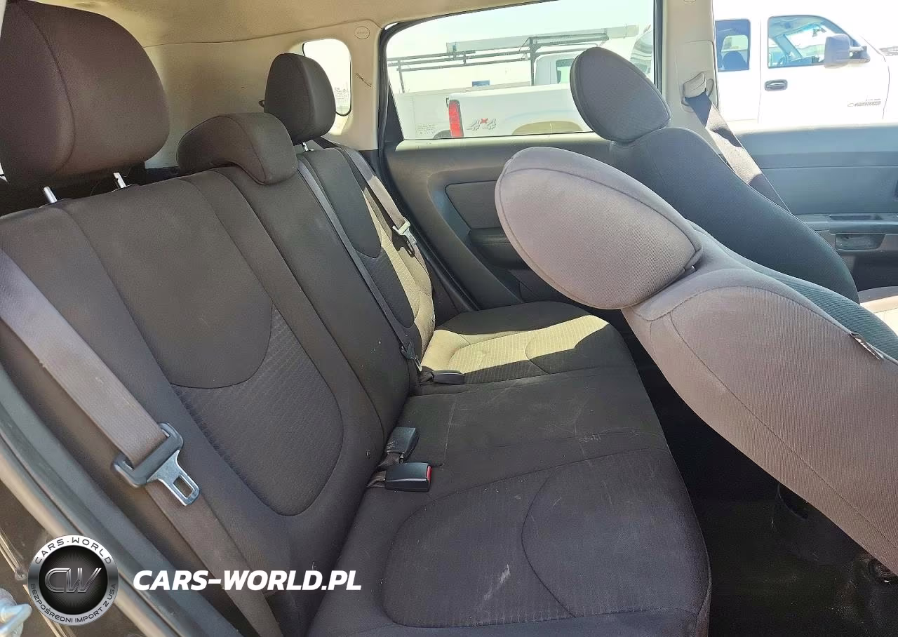 2012 Kia Soul Base VIN:KNDJT2A50C7748695 - 10