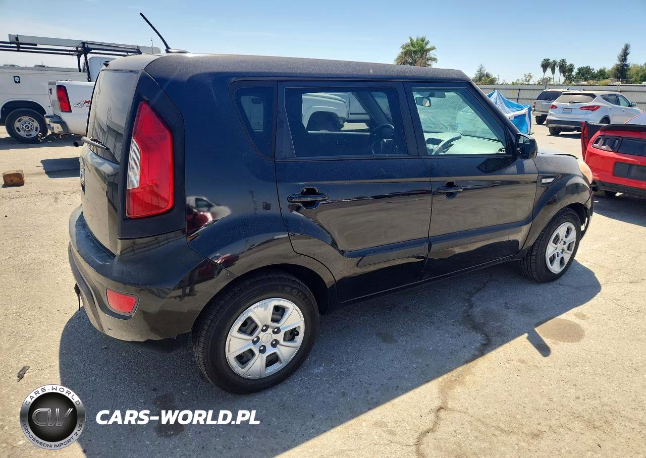 2012 Kia Soul Base VIN:KNDJT2A50C7748695 - 3