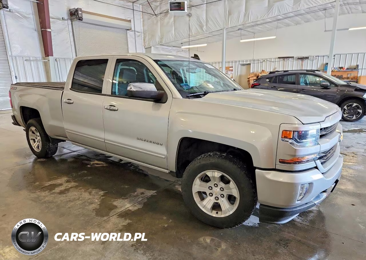 2018 Chevrolet Silverado K1500 Lt VIN:1GCUKREC0JF175186 - 4