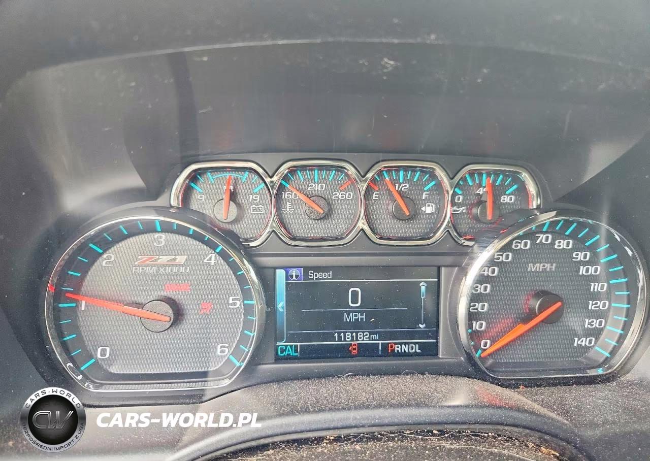2018 Chevrolet Silverado K1500 Lt VIN:1GCUKREC0JF175186 - 9