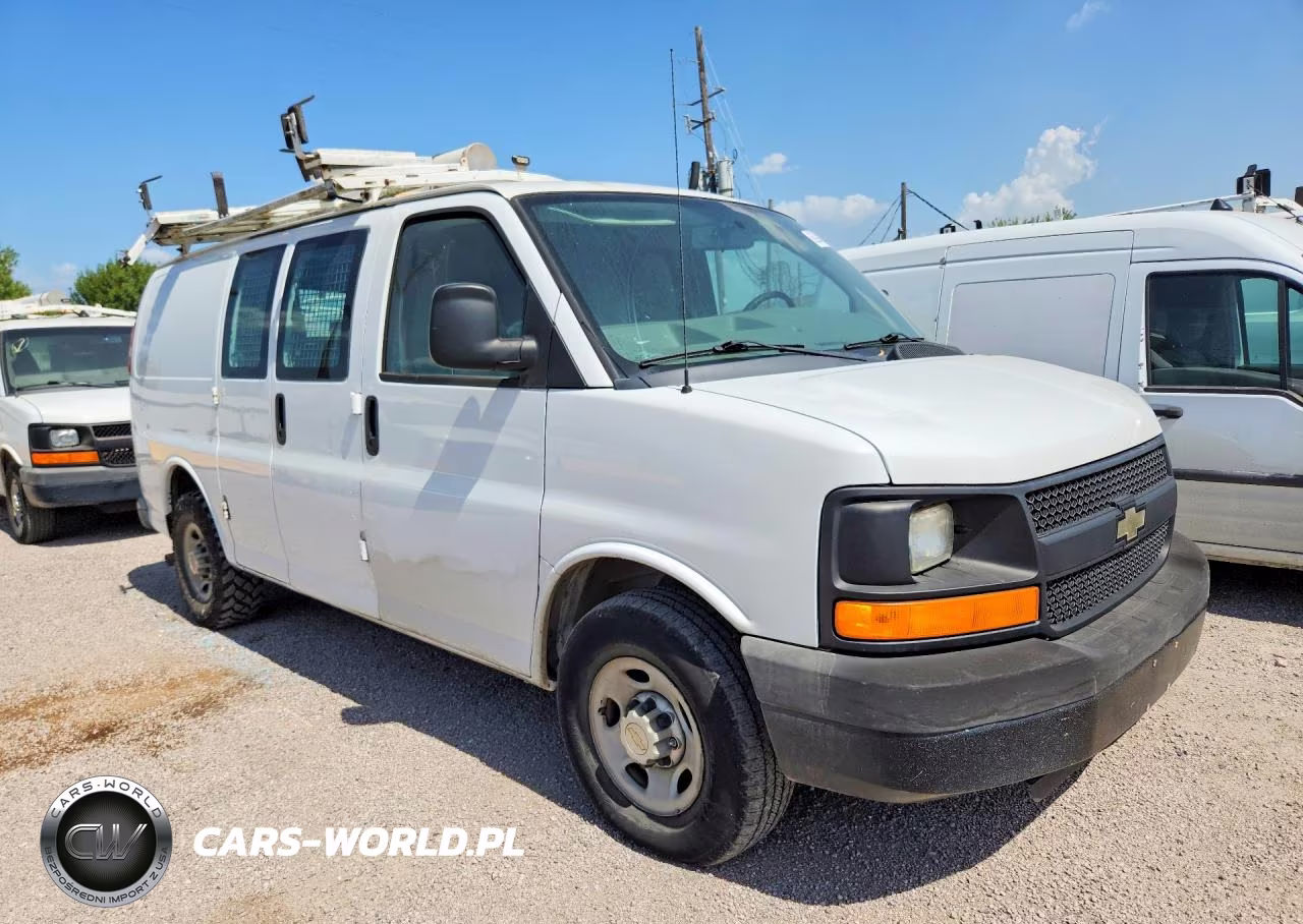 2013 Chevrolet Express G2500 VIN:1GCWGFCA0D1903116 - 4