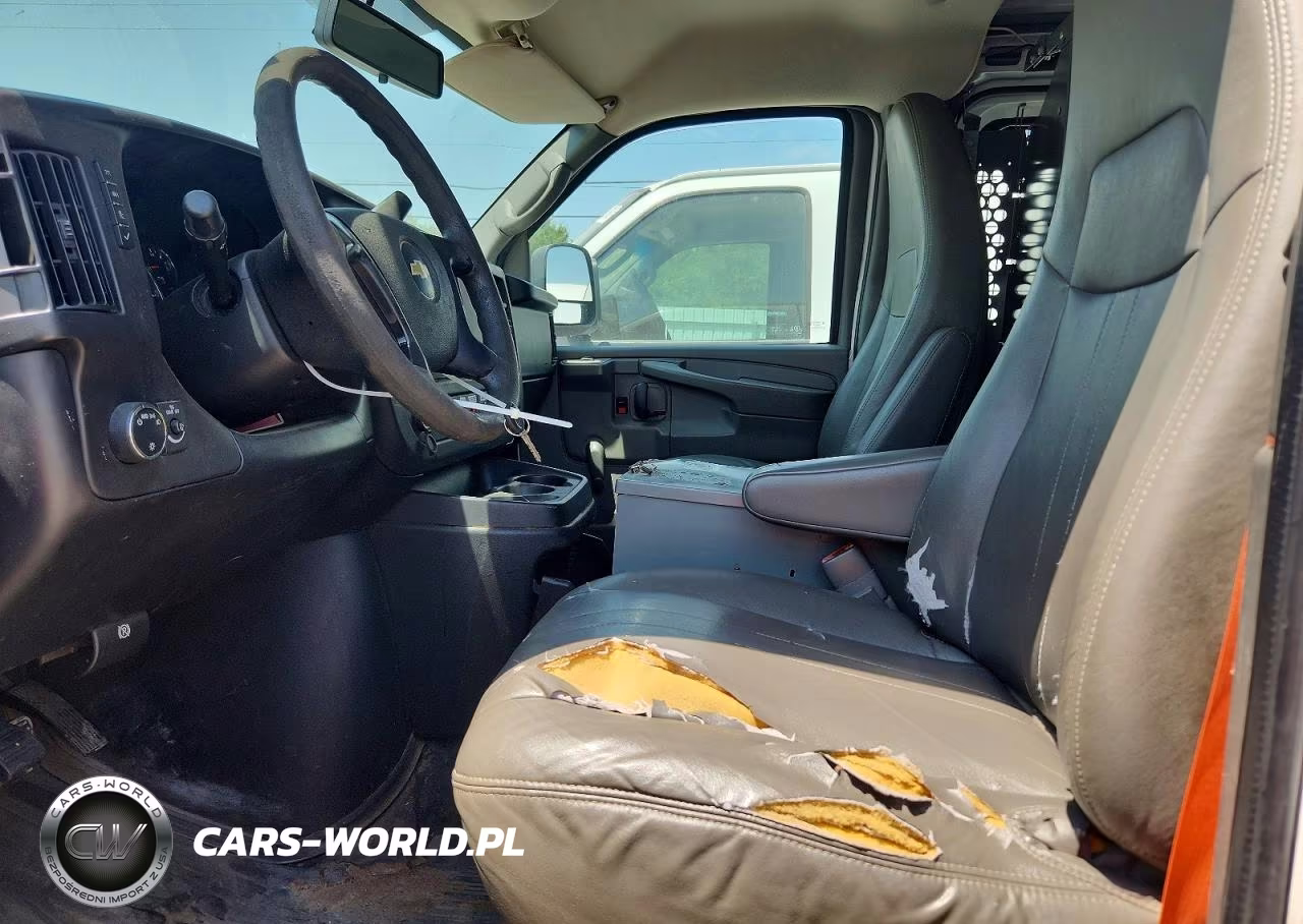 2013 Chevrolet Express G2500 VIN:1GCWGFCA0D1903116 - 7