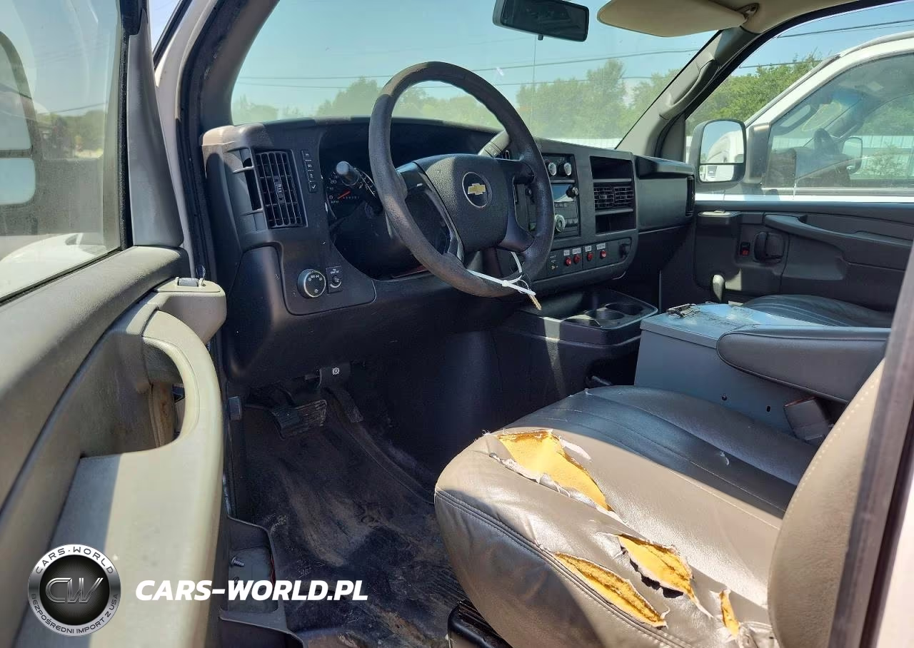 2013 Chevrolet Express G2500 VIN:1GCWGFCA0D1903116 - 8