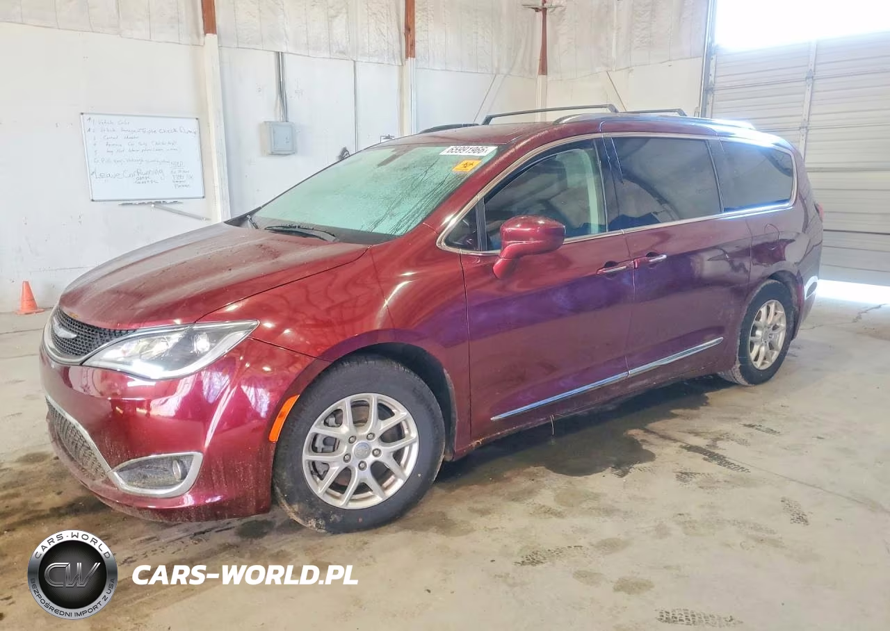 2020 Chrysler Pacifica Touring L