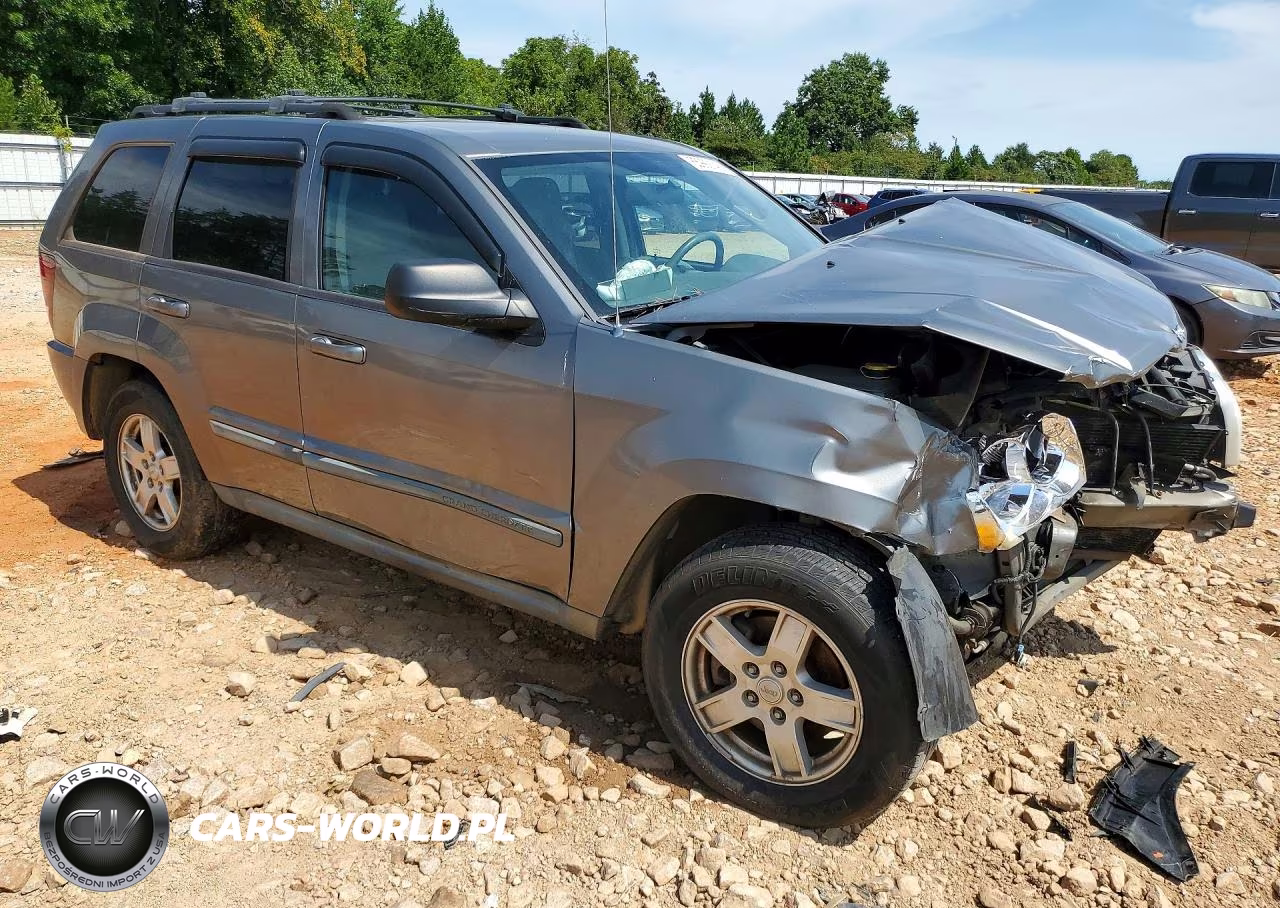 2007 Jeep Grand Cherokee Laredo VIN:1J8GR48K37C649231 - 4