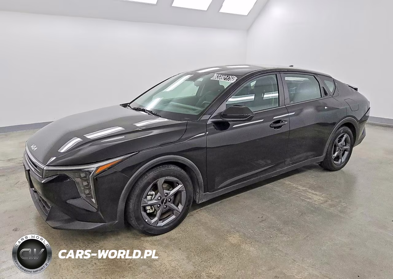 2025 Kia K4 Lxs VIN:3KPFT4DE2SE105406 - 1