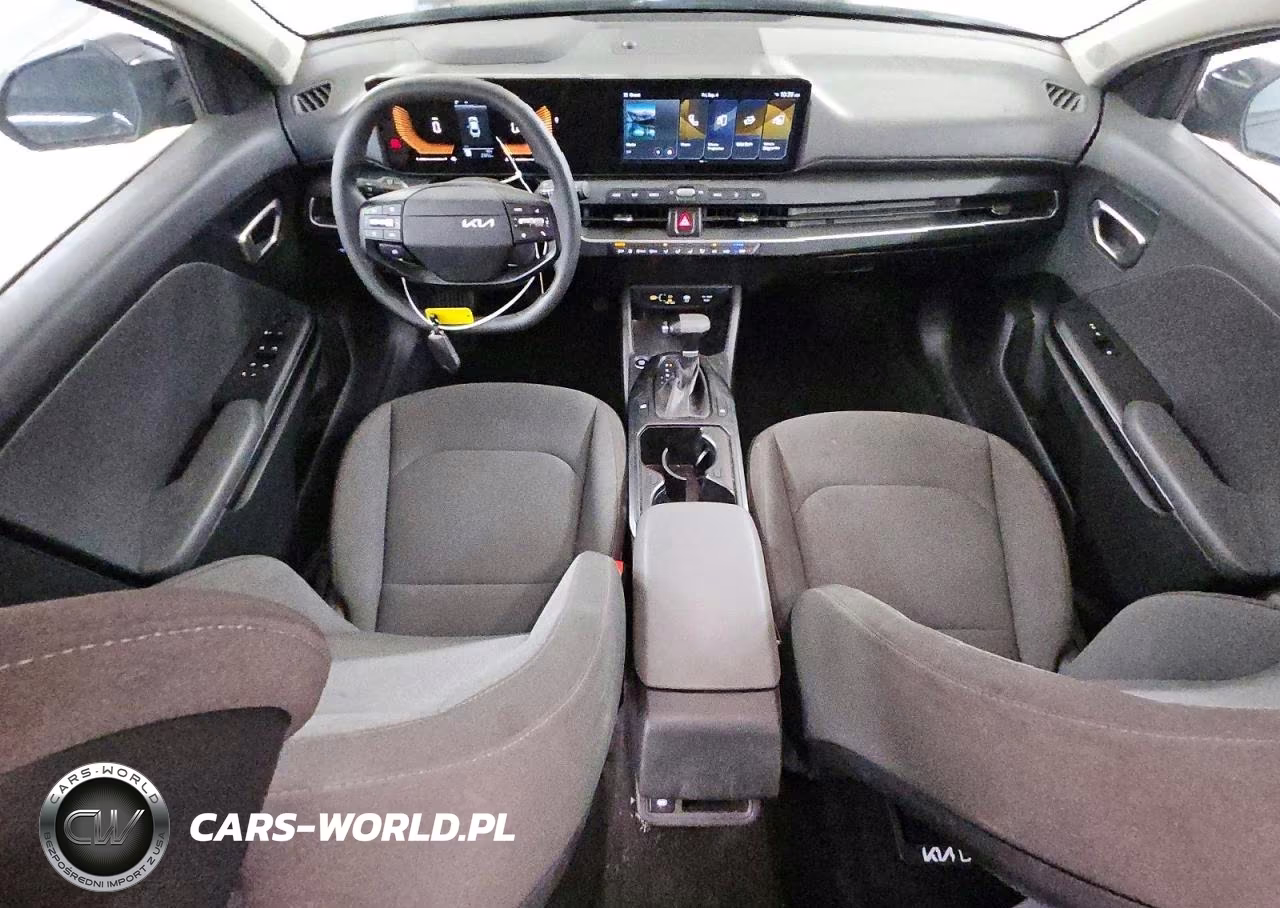 2025 Kia K4 Lxs VIN:3KPFT4DE2SE105406 - 8
