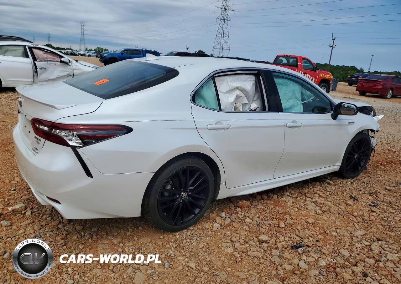 2021 Toyota Camry Xse VIN:4T1K31AK3MU566699 - 3