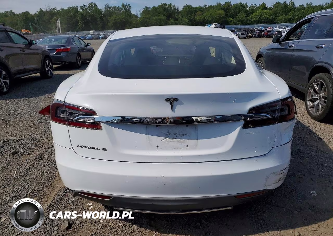 2013 Tesla Model S VIN:5YJSA1CN8DFP03405 - 6