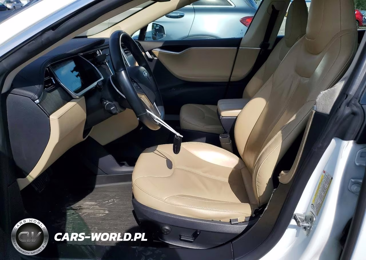 2013 Tesla Model S VIN:5YJSA1CN8DFP03405 - 7