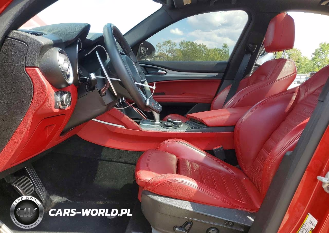2019 Alfa Romeo Stelvio Ti VIN:ZASPAKBN9K7C30539 - 7
