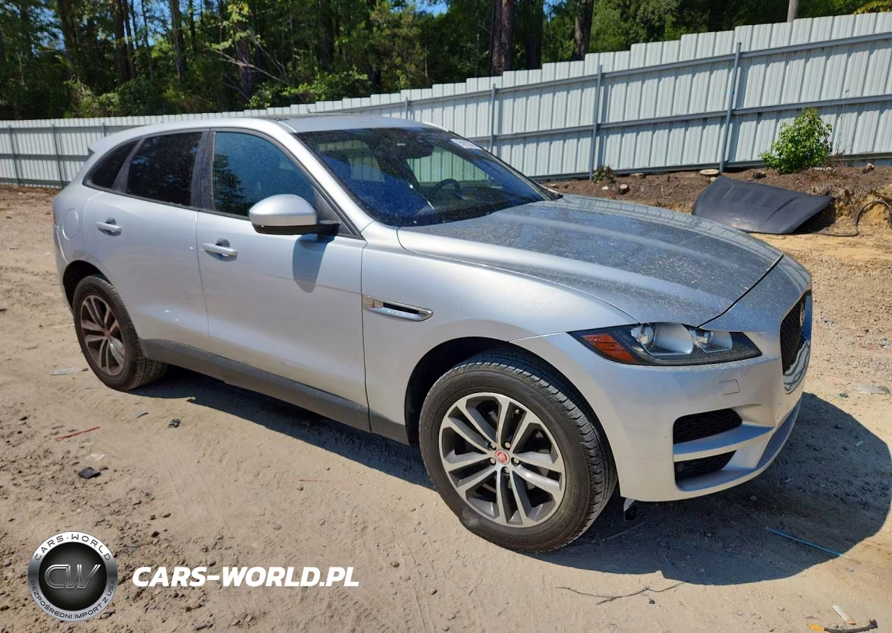 2018 Jaguar F-Pace Premium VIN:SADCJ2FX0JA244418 - 4
