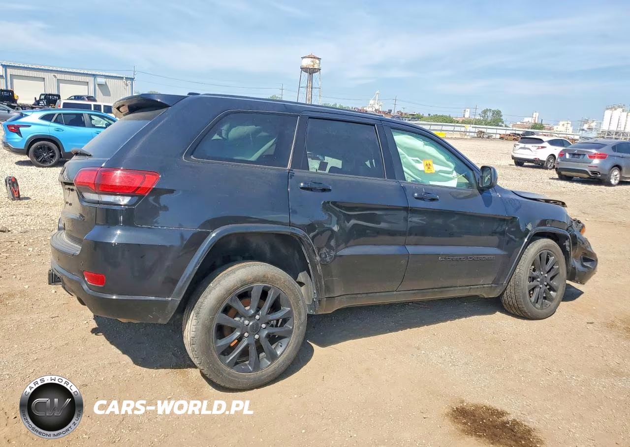 2022 Jeep Grand Cherokee Laredo E VIN:1C4RJFAG4NC146331 - 3