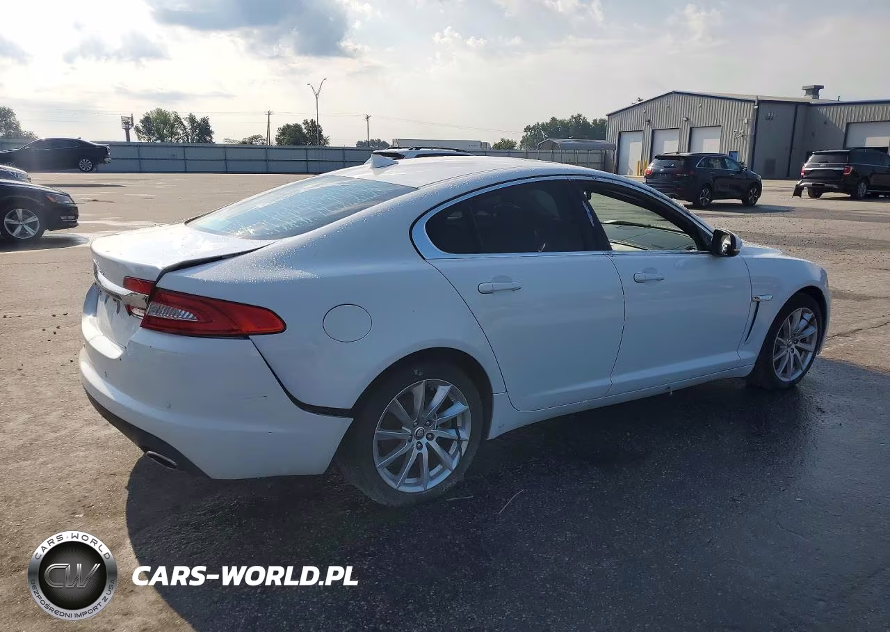 2013 Jaguar Xf VIN:SAJWA0ES6DPS76294 - 3