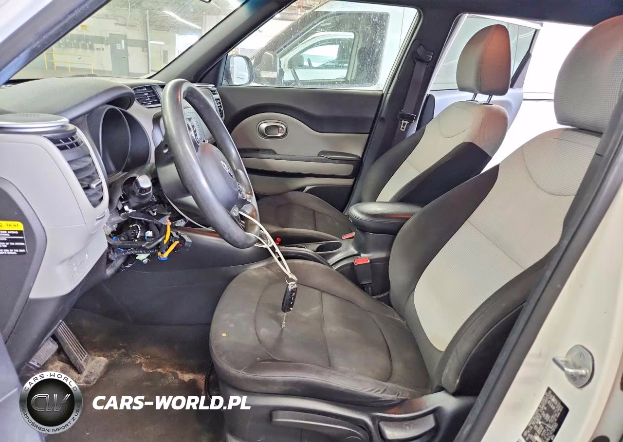 2015 Kia Soul Base VIN:KNDJN2A27F7197265 - 7