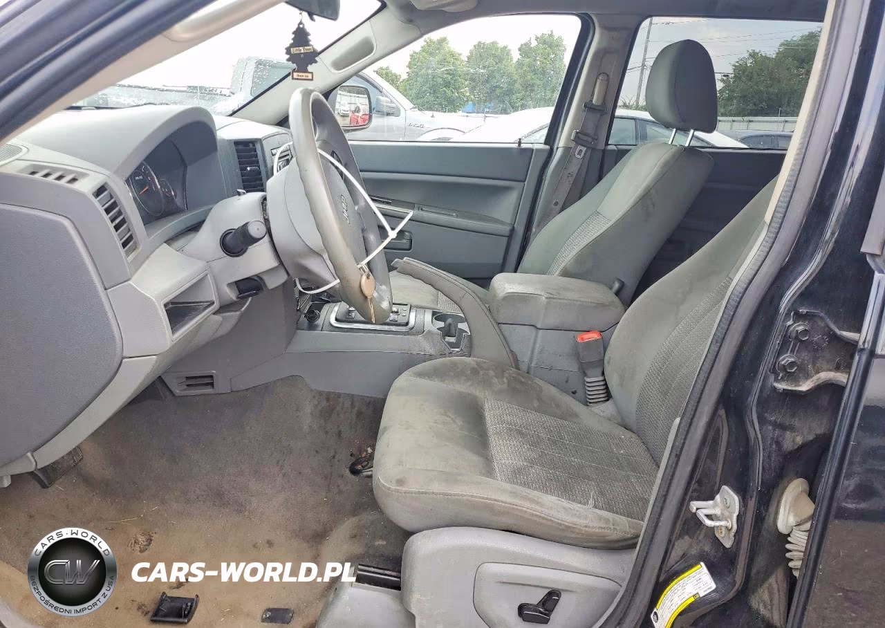 2007 Jeep Grand Cherokee Laredo VIN:1J8GR48K97C663022 - 7