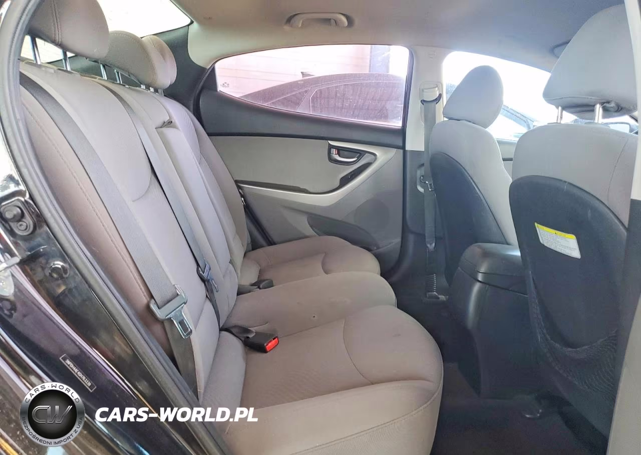 2016 Hyundai Elantra Se VIN:5NPDH4AE4GH763339 - 10