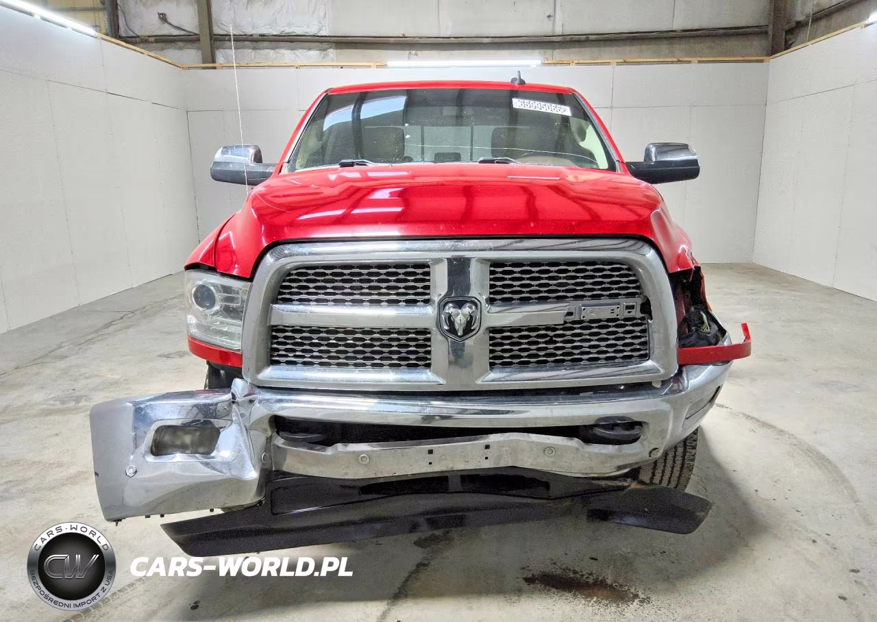 2018 Ram 2500 Laramie VIN:3C6UR5FL6JG121707 - 5