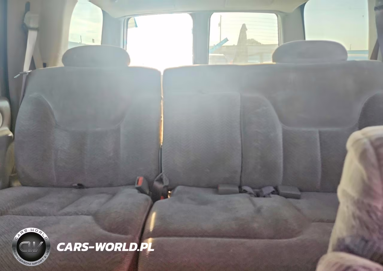 1999 Chevrolet Tahoe C1500 VIN:1GNEC13R6XJ483194 - 10