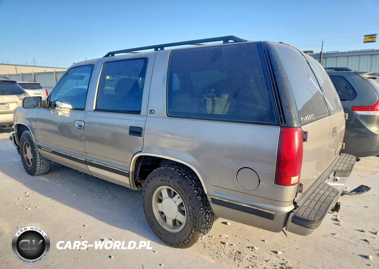 1999 Chevrolet Tahoe C1500 VIN:1GNEC13R6XJ483194 - 2
