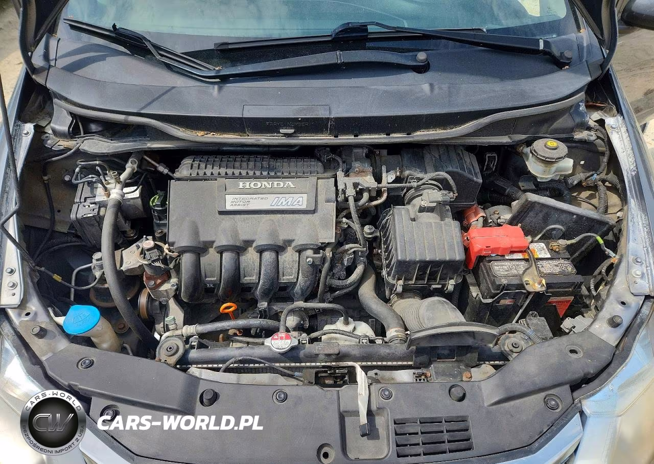 2013 Honda Insight VIN:JHMZE2H33DS002353 - 11