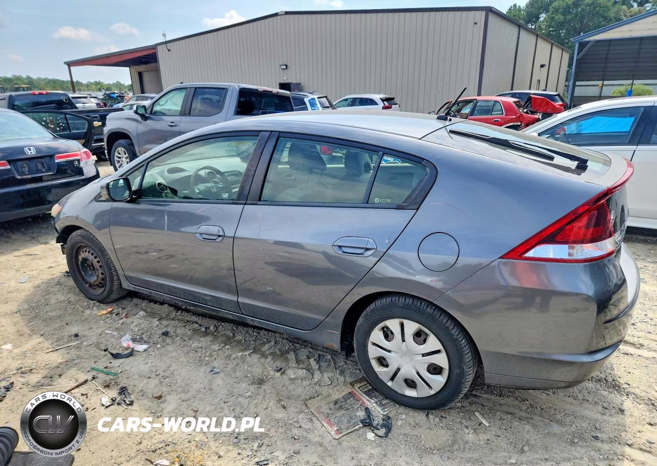 2013 Honda Insight VIN:JHMZE2H33DS002353 - 2