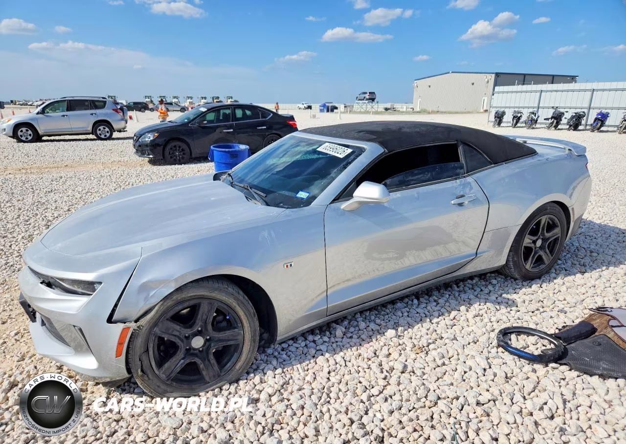 2017 Chevrolet Camaro Lt VIN:1G1FB3DX3H0212084 - 1