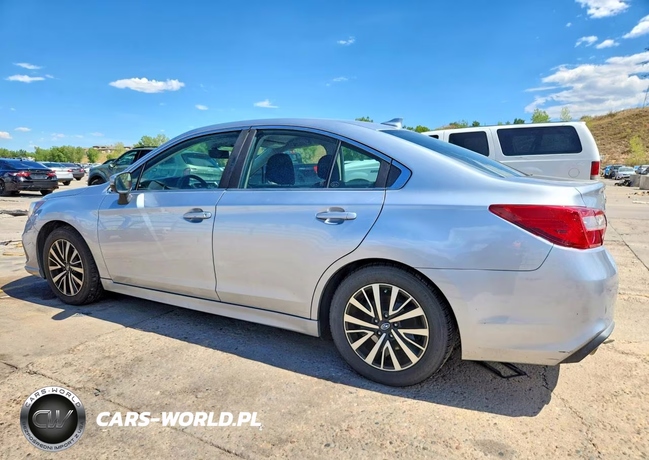 2018 Subaru Legacy 2.5I Premium VIN:4S3BNAF62J3022142 - 2