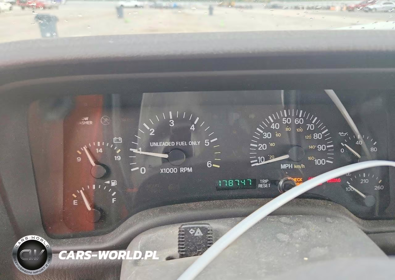 1999 Jeep Cherokee Sport VIN:1J4FF68SXXL660440 - 9