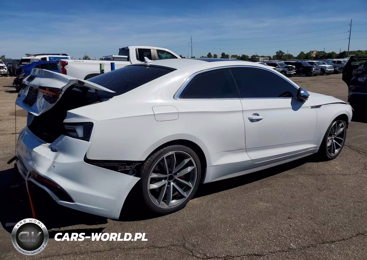 2018 Audi S5 Prestige VIN:WAUR4AF52JA044675 - 3
