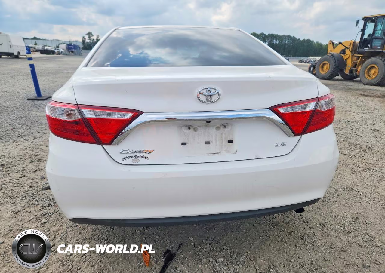 2016 Toyota Camry Le VIN:4T4BF1FK7GR569650 - 6