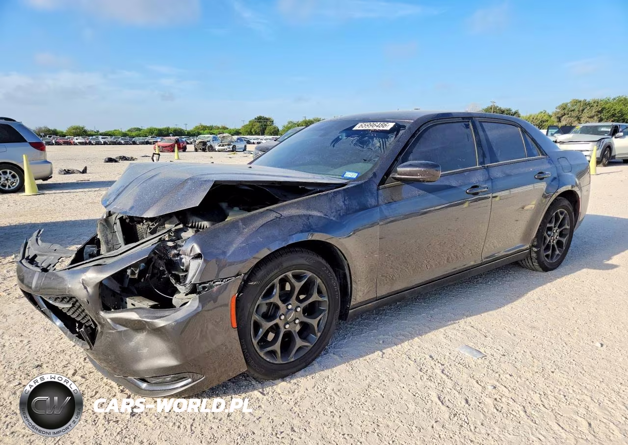 2019 Chrysler 300 S VIN:2C3CCAGGXKH569793 - 1