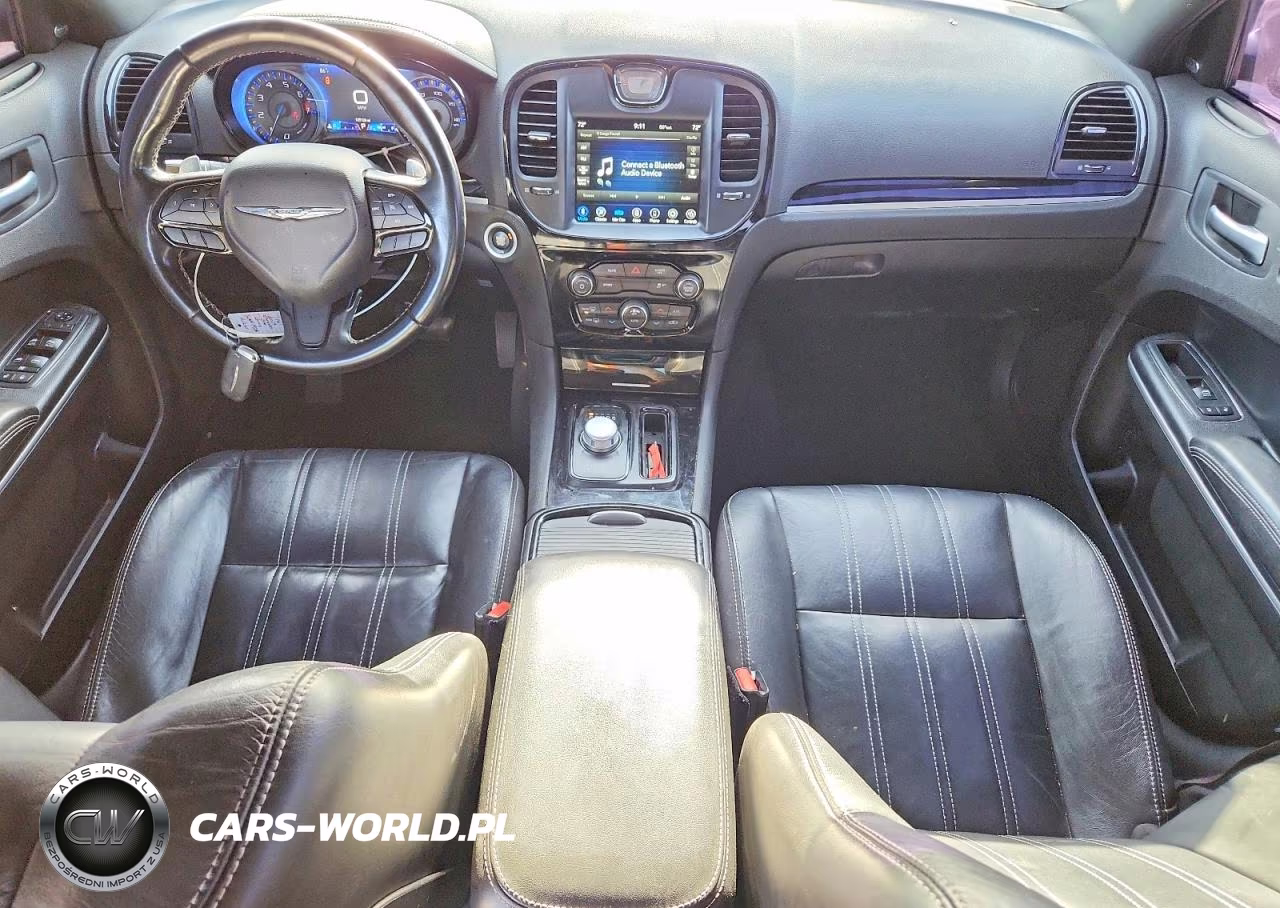 2019 Chrysler 300 S VIN:2C3CCAGGXKH569793 - 8