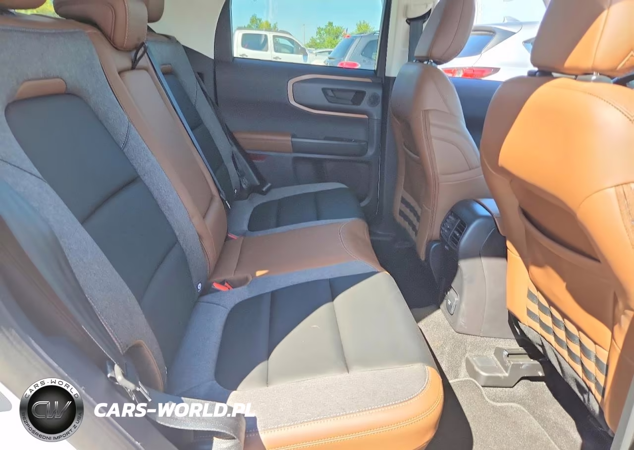 2024 Ford Bronco Sport Outer Banks VIN:3FMCR9C66RRF68589 - 11