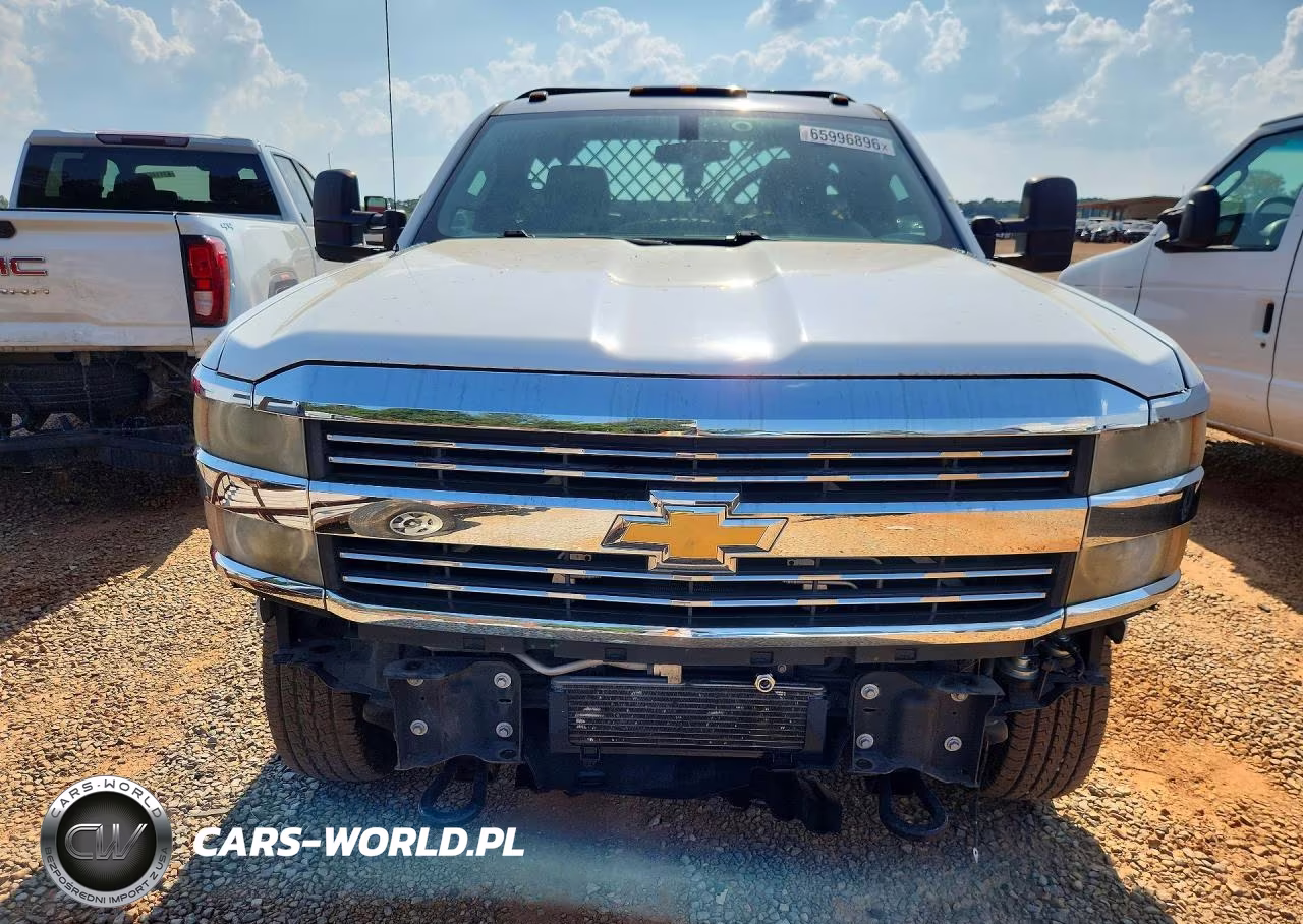 2015 Chevrolet Silverado C3500 VIN:1GB3CYC86FF612699 - 5