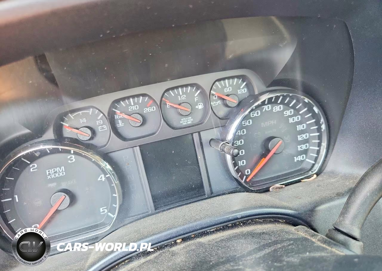 2015 Chevrolet Silverado C3500 VIN:1GB3CYC86FF612699 - 9