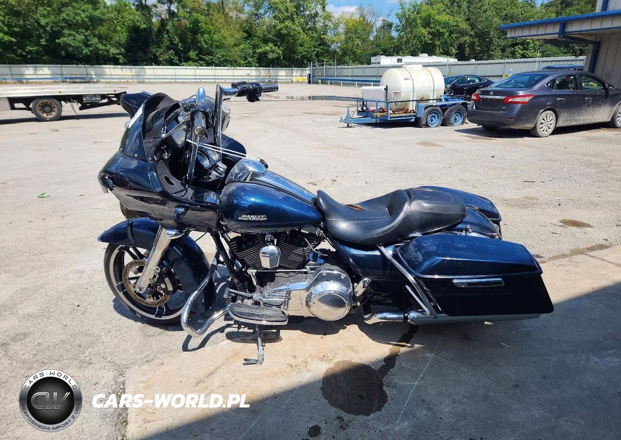2016 Harley-Davidson Fltrxs Road Glide Special VIN:1HD1KTM15GB655187 - 3