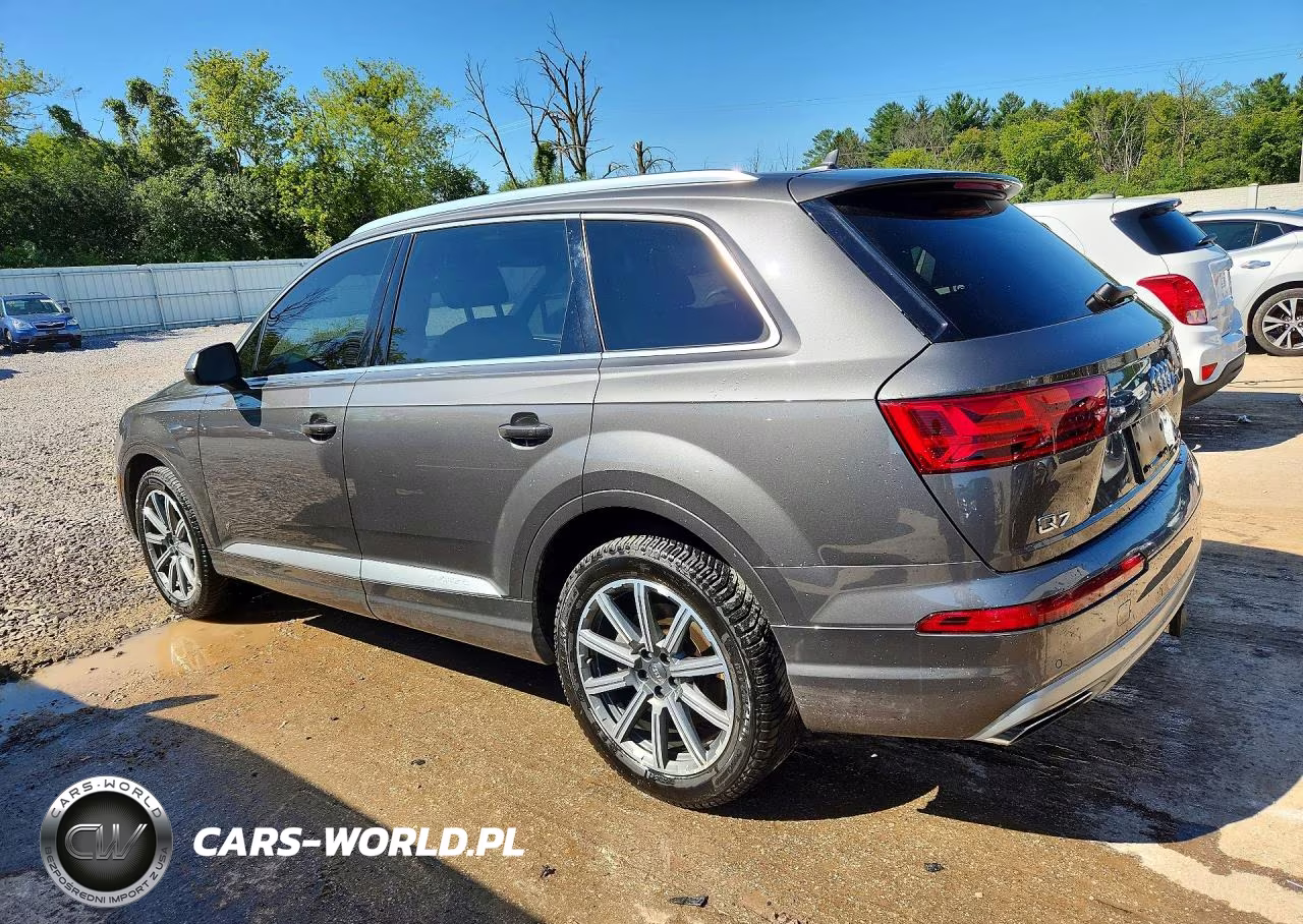 2018 Audi Q7 Prestige VIN:WA1VAAF77JD045440 - 2