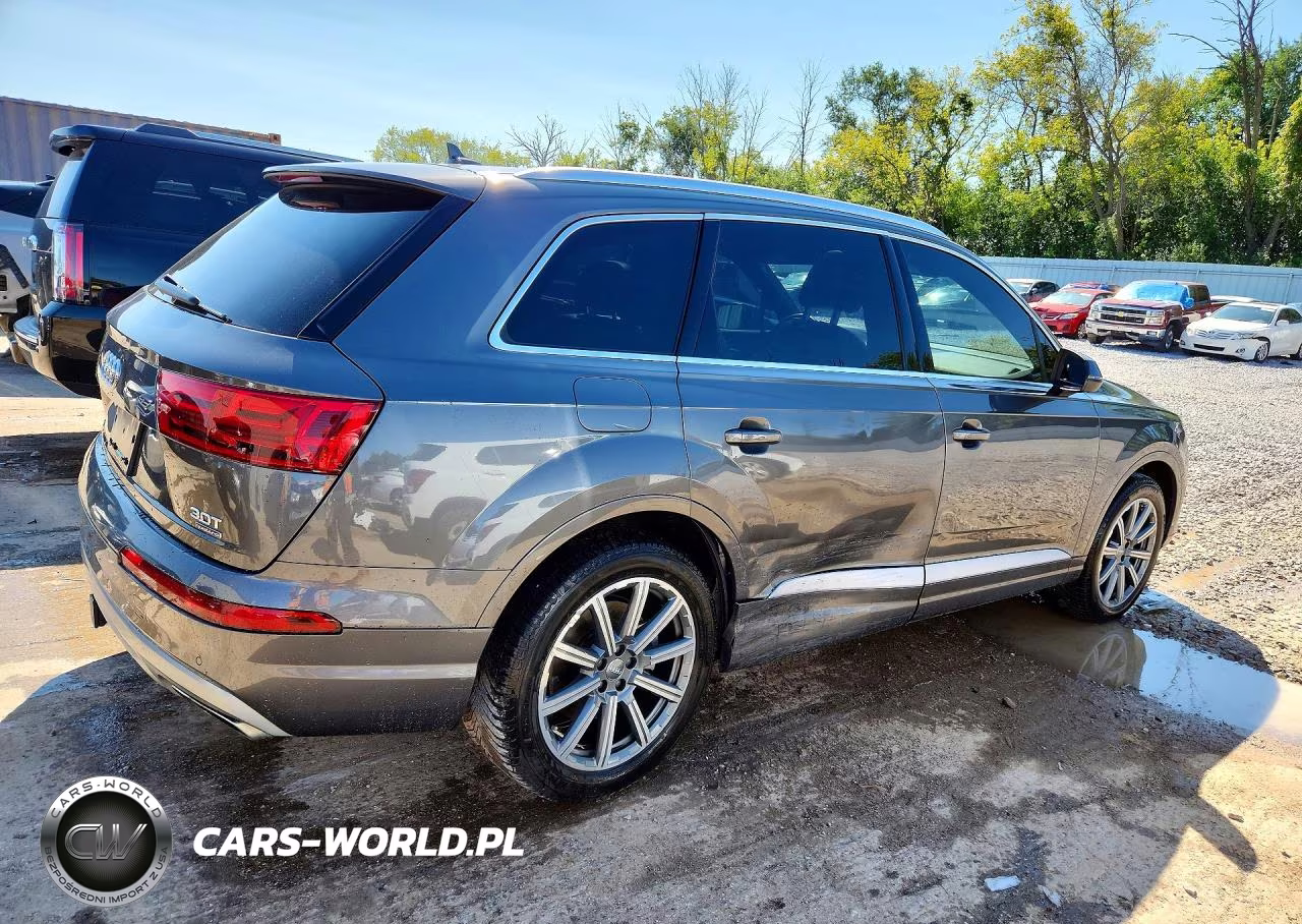 2018 Audi Q7 Prestige VIN:WA1VAAF77JD045440 - 3