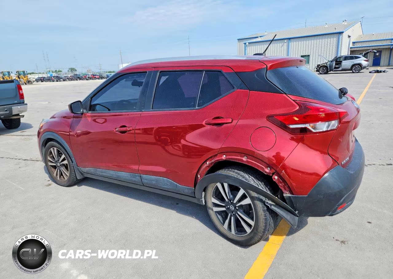 2018 Nissan Kicks Sv VIN:3N1CP5CU1JL535897 - 2