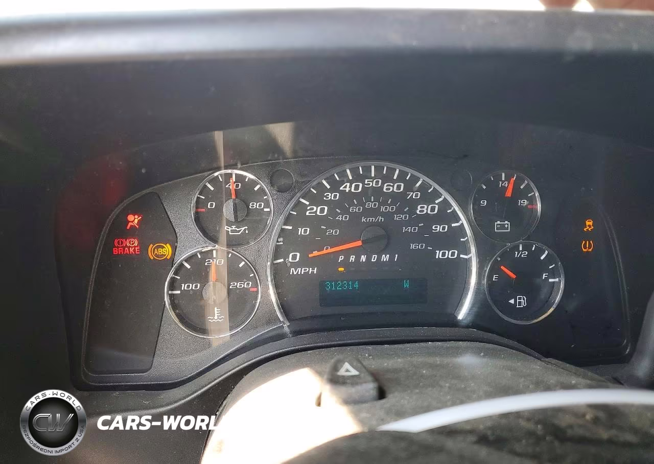 2017 Chevrolet Express G2500 Van VIN:1GCWGBFF8H1113763 - 9