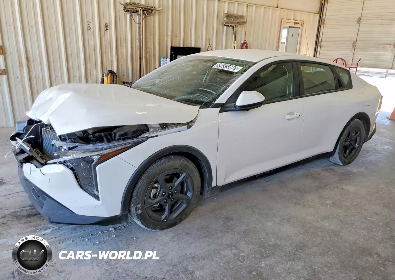 2025 Kia K4 Lxs – zdjęcie 1 z 12